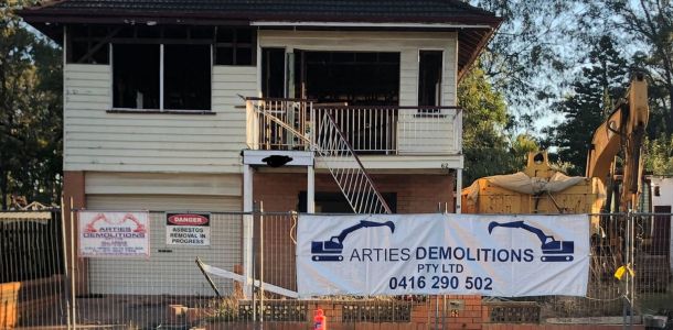 1600 demolition in progress01